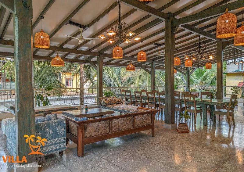Beach Villa Morjim Rum bild