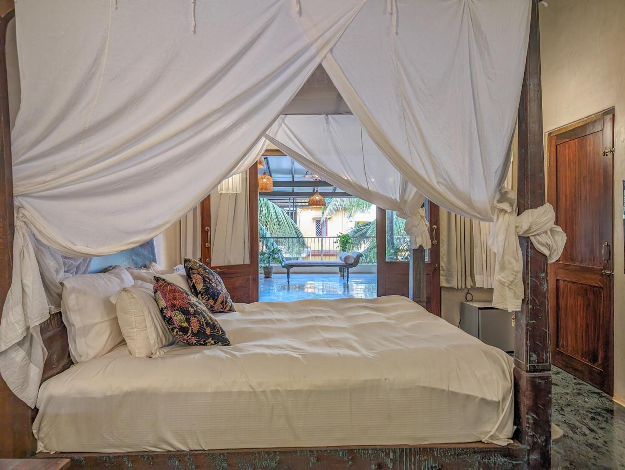 Beach Villa Morjim Rum bild