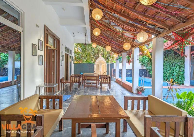 Beach Villa Morjim Rum bild