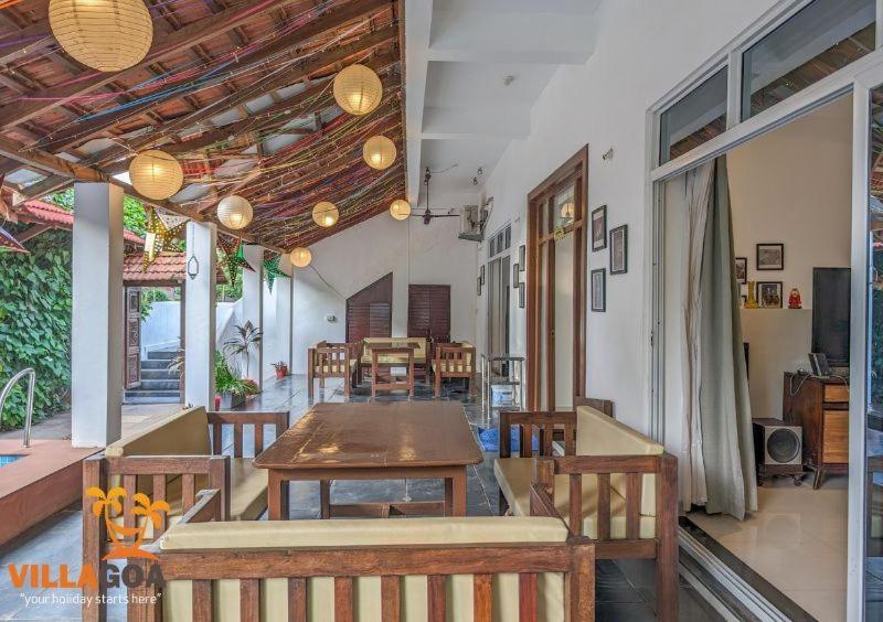 Beach Villa Morjim Rum bild