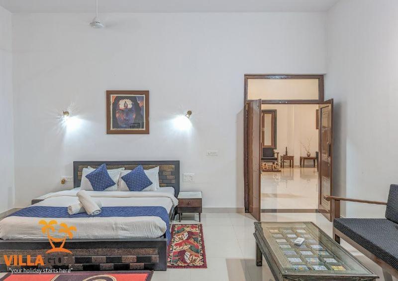 Beach Villa Morjim Rum bild
