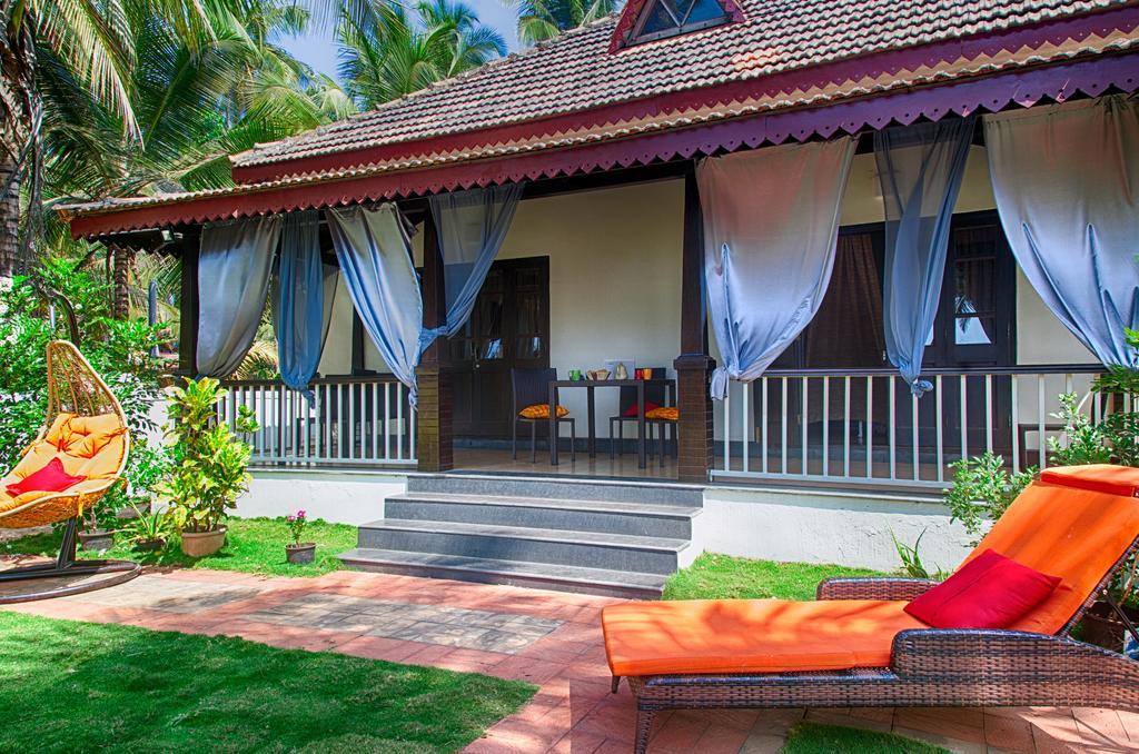 Beach Villa Morjim Exteriör bild